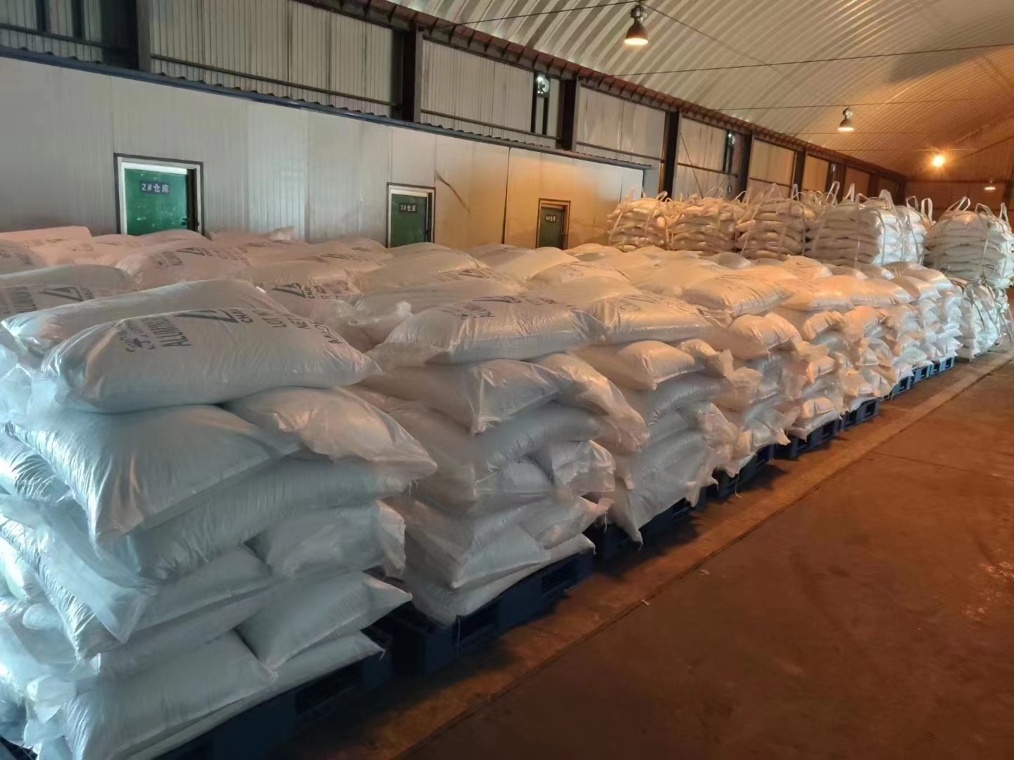16% Purity Flocculant Chemicals Aluminum Sulfate Crystals